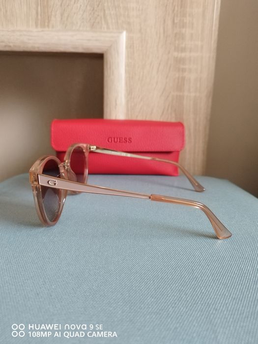 Слънчеви очила Guess