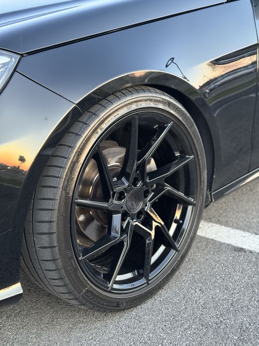 Mercedes-Benz E Class W212