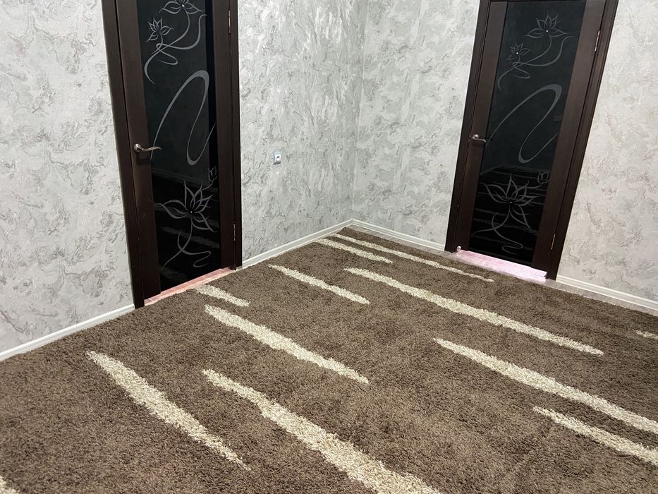 Ковёр продаётся две за 50000