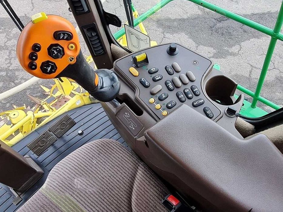 Кормоуборочный комбайн John Deere 7380 pro drive