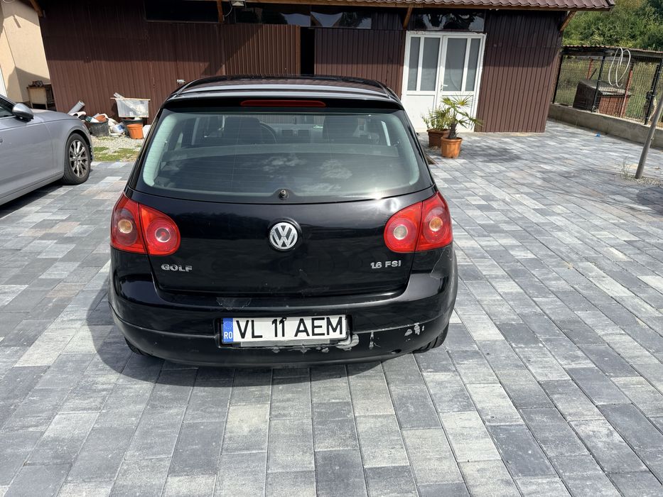 Volkswagen Golf 2004 benzină, 1.563 € — imagine 5