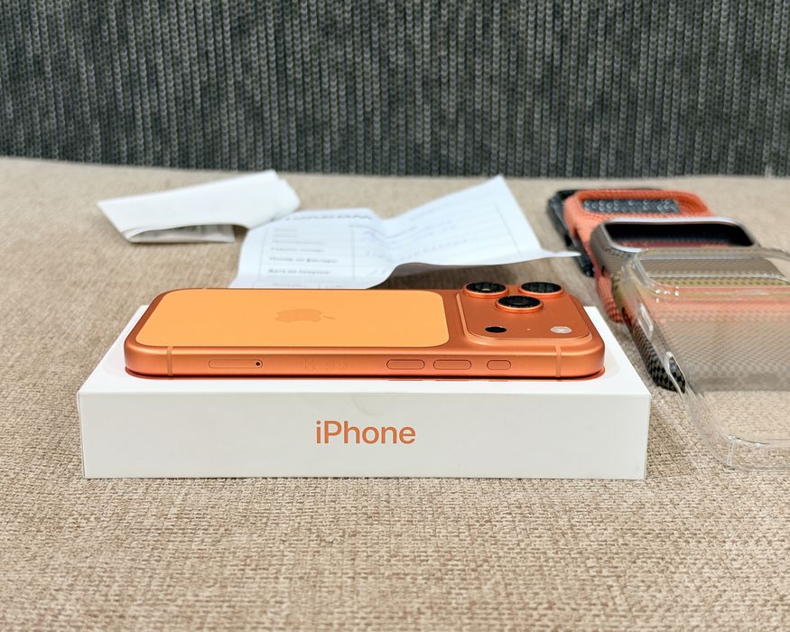 Iphone 17 Pro 256GB / Като Нов / Гаранция 11.2027г