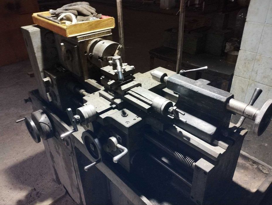 токарный станок 16У04П