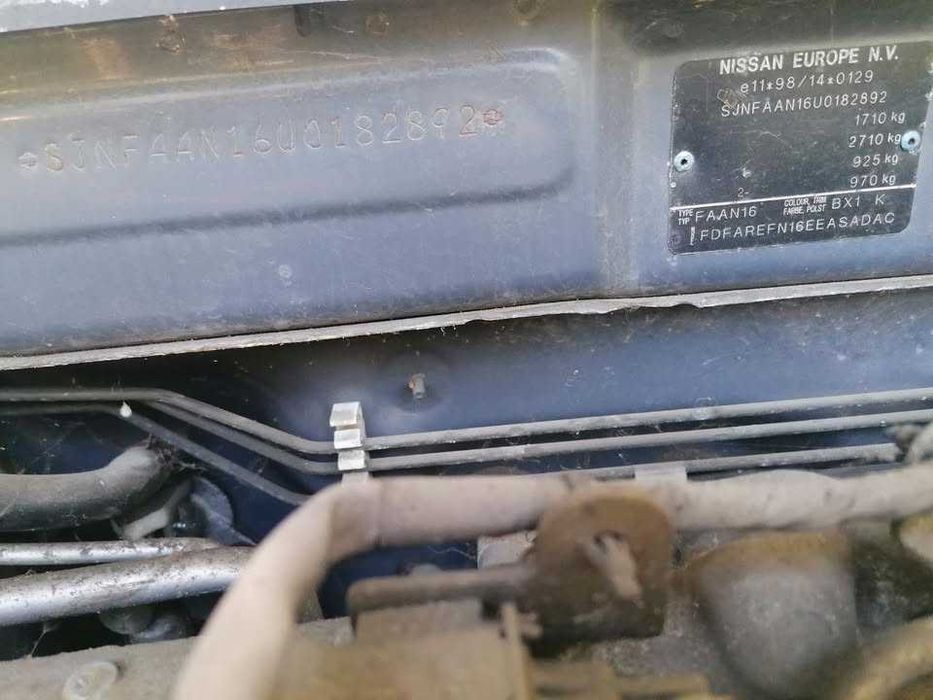 Nissan Almera Twister