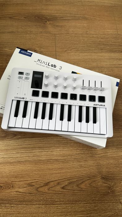 Arturia MiniLab – stare foarte bună, puțin folosit