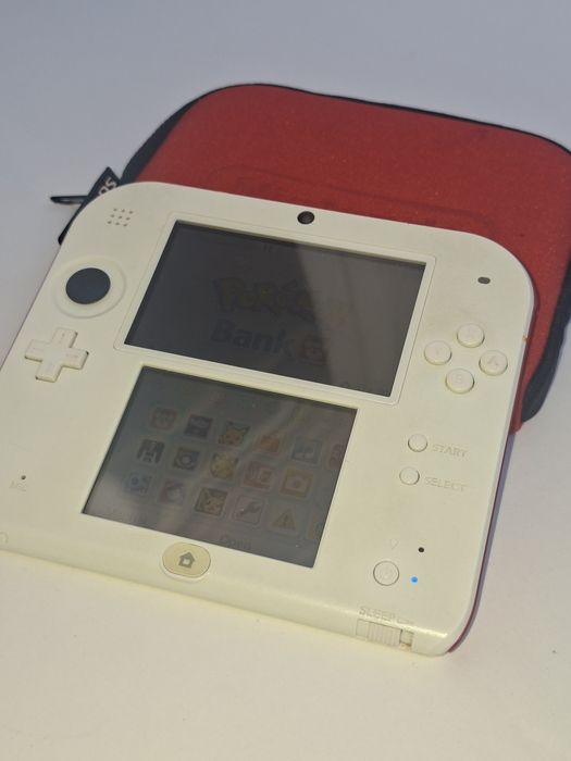 Nintendo 2DS + Pokemon игри и софтуер, пълен пакет