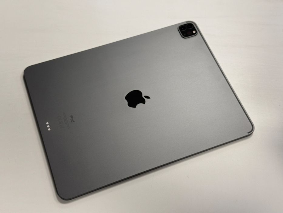 Apple iPad Pro 12.9” 5th Gen