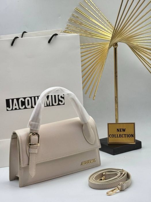 Geanta JACQUEMUS Noua !!! Dimensiuni 24/15 !!!