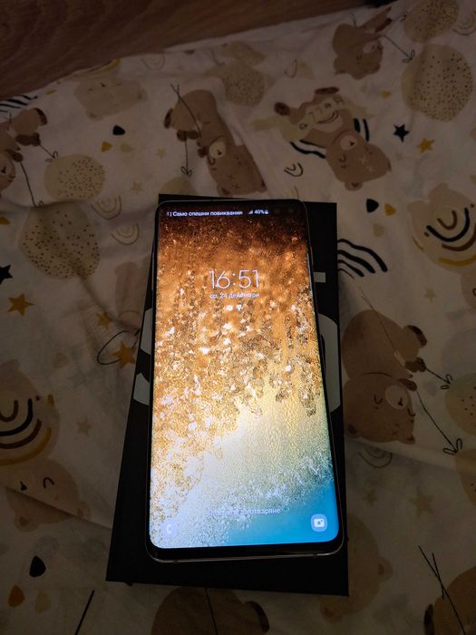 Samsung galaxy s10+ edge