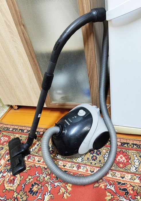 Продам пылесос в отличном состоянии