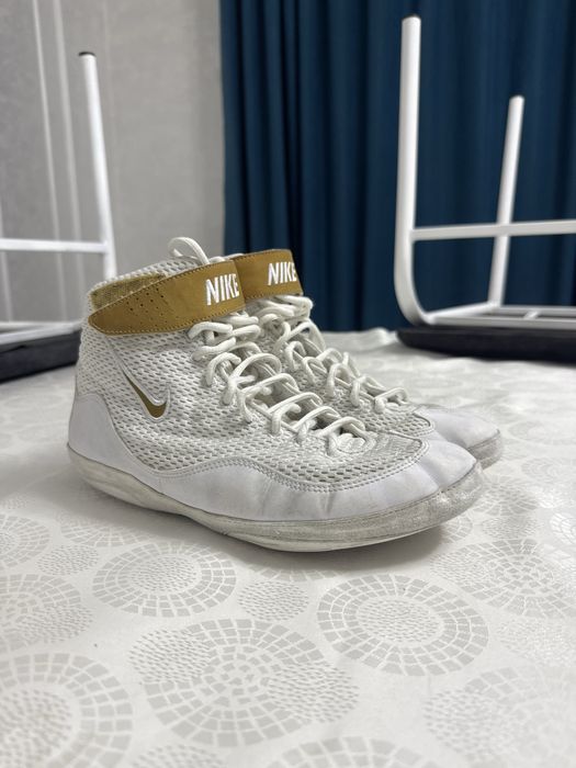 Барцовка Nike Inflict3