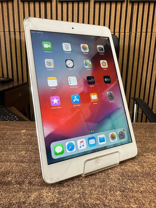 Продавам iPad mini 2 32GB