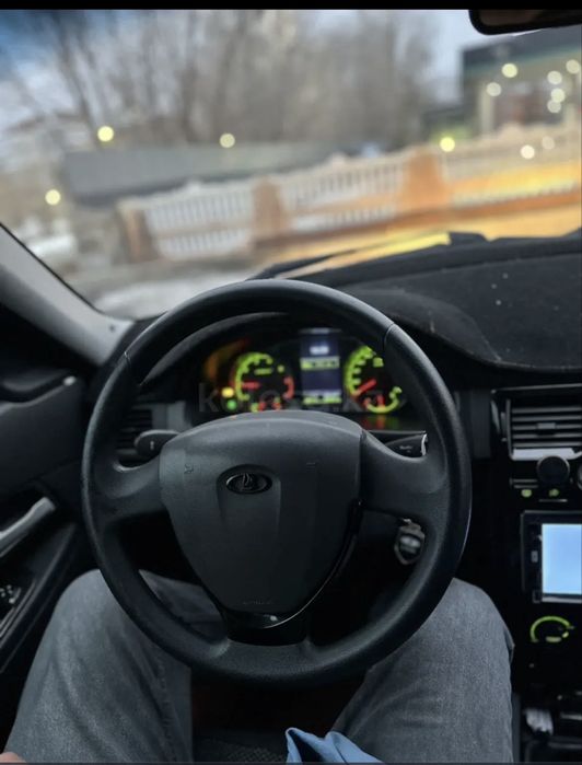 Продам приору 1. 2012г