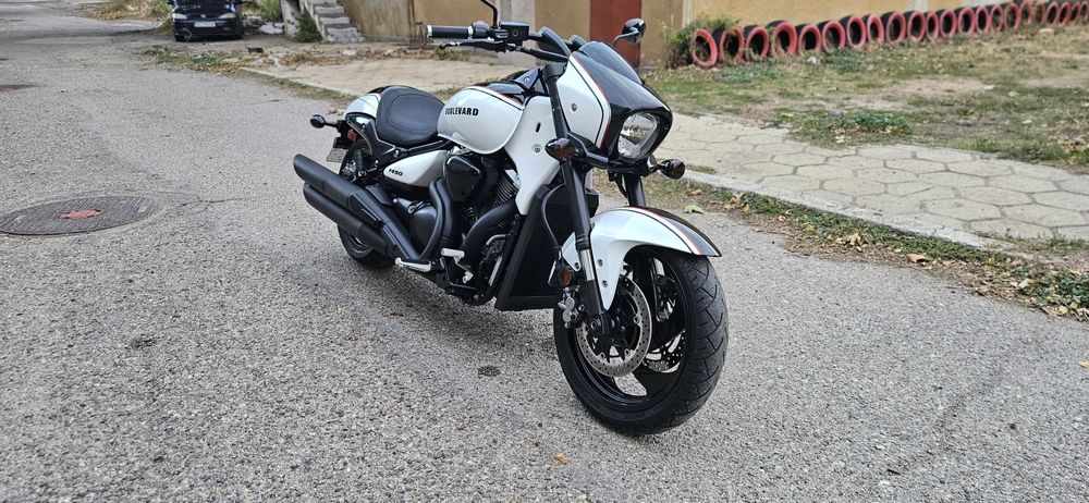 Продавам Suzuki boulevard M90 2013g
