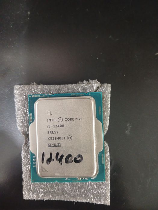 Intel core i5 12400