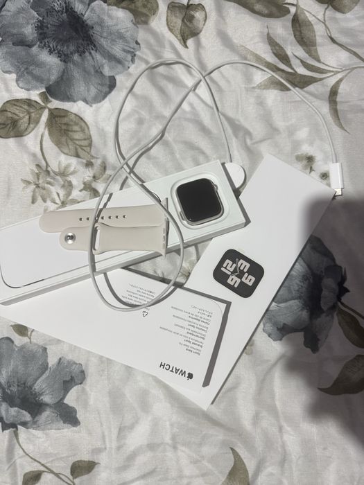 Apple watch se  (gen 2) 44mm