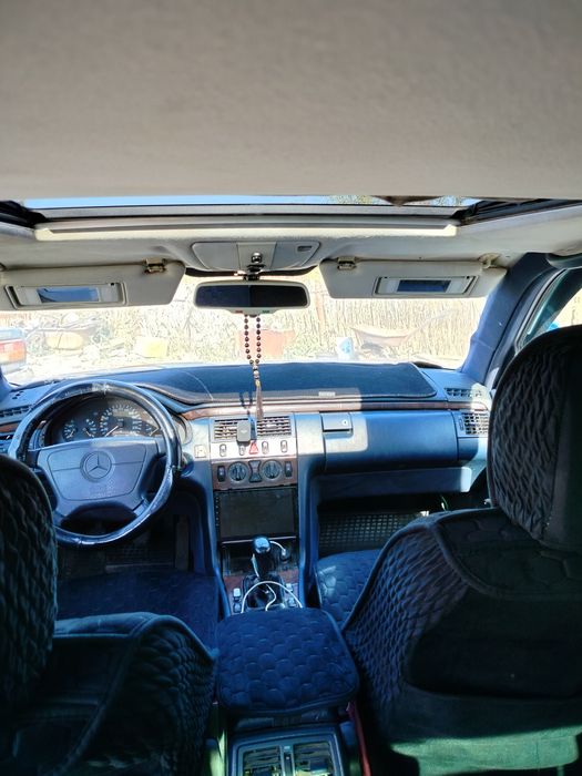 Мерседес бенз 210