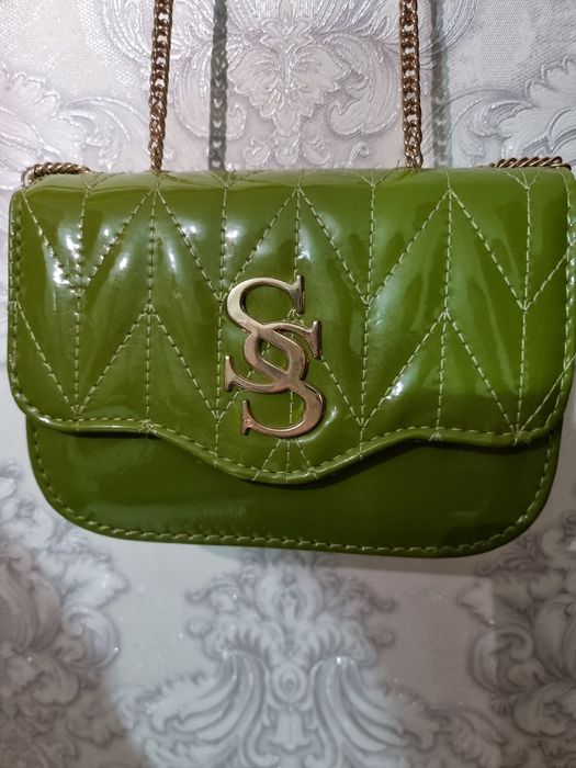 Женская сумочка.