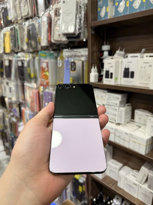 Samsung Z Flip 5