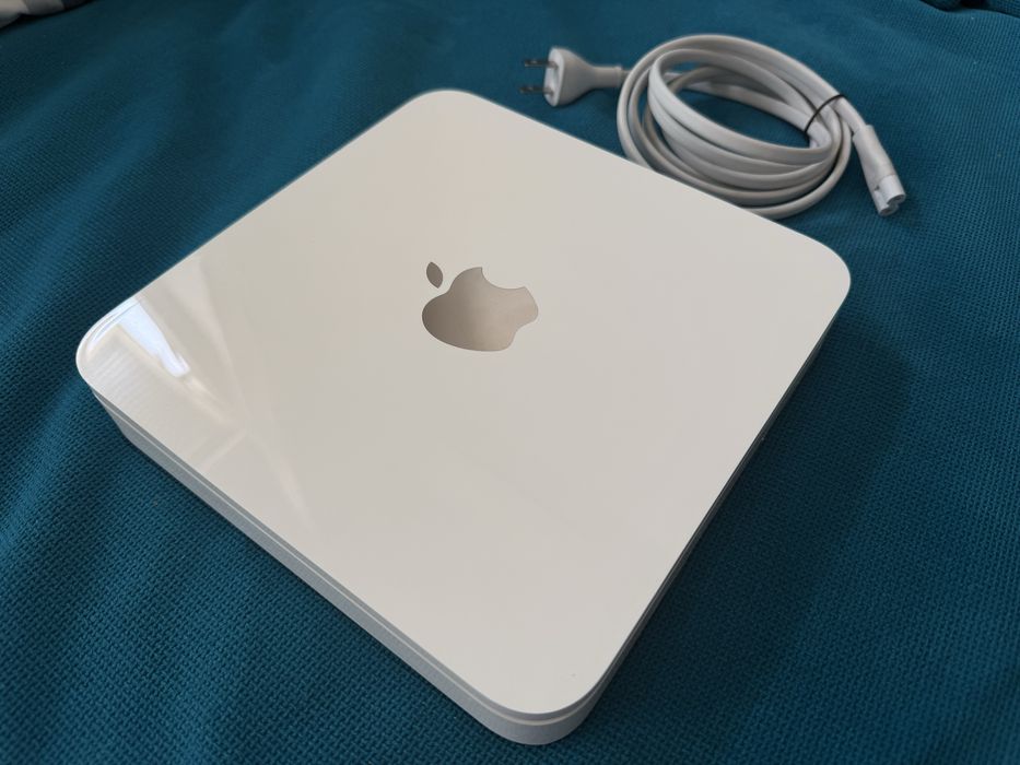Apple AirPort Time Capsule 2TB (A1409) Gigabit Wi-Fi Router / NAS