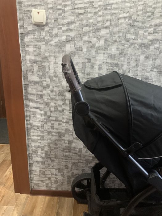 Прогулочная Коляска Bubago Cross