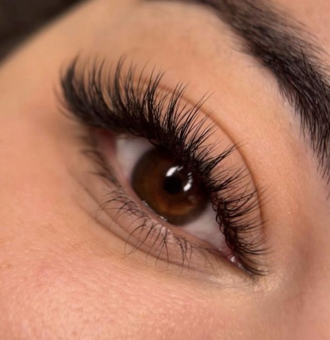 Наращивание ресницы 6000