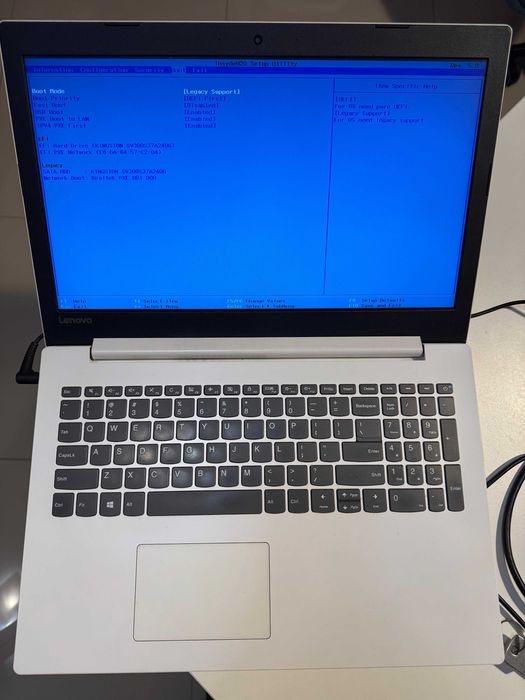 Lenovo IdeaPad 330-15IKB i5-8250U / 12GB RAM / SSD 240GB