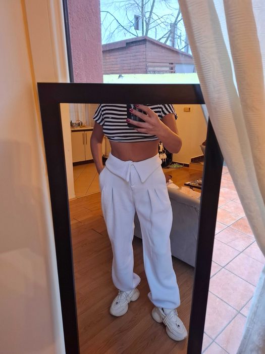 Pantaloni stare impecabila