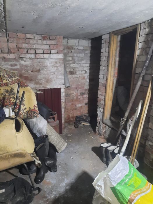 Продам гараж Сьянова 120