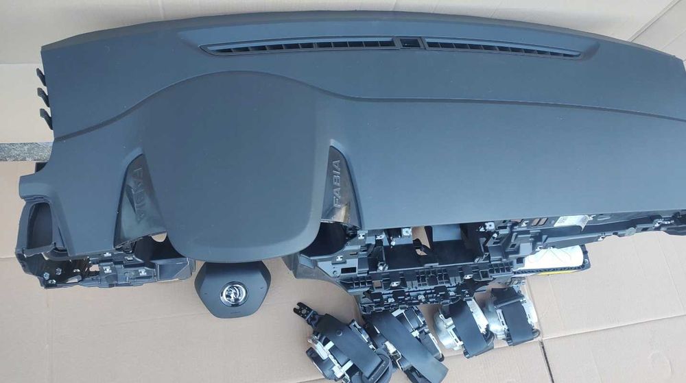 Skoda Fabia 4 2021+ airbag volan pasager - plansa bord - set centuri
