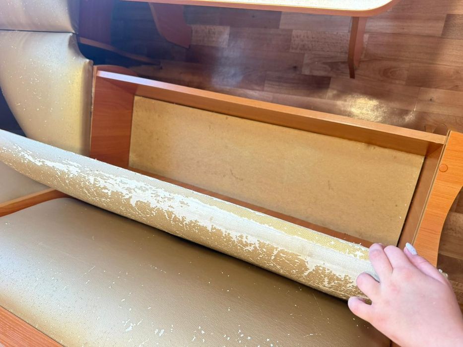 Продается кухонный угловой диван