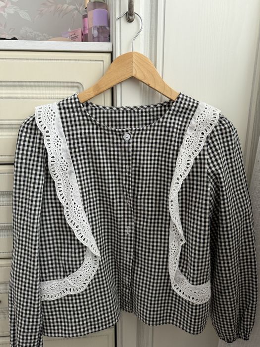 Рубашка в клетку с рюшами