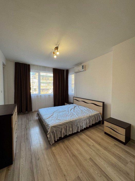 Дава се под наем Двустаен апартамент в Бургас, Лазур - 67 кв.м за 560 € - Снимка #8