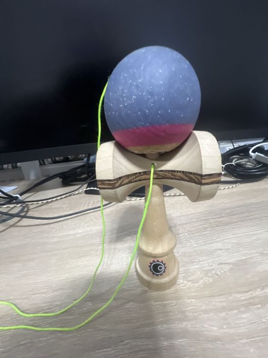 Vand kendama Okendama Rubber Editie Speciala