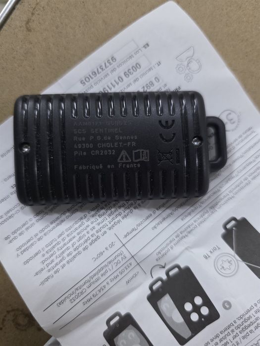 Telecomanda poarta 4 canale cu cod secret raza 50 m 433 MHz SCS Sentinel AAM0121