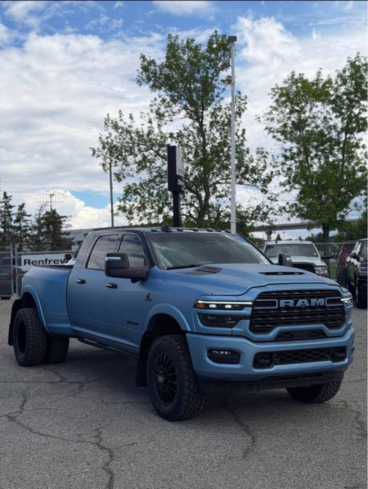 Custom Ram 3500 Limited Mega Cab 2026