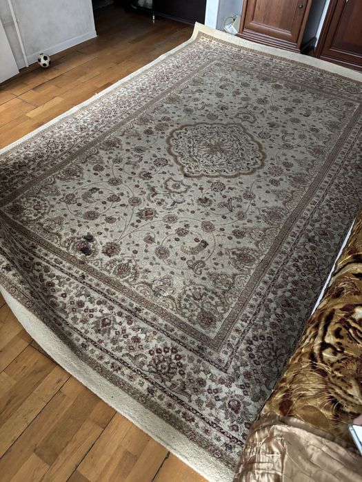 Продается ковер шерстяной