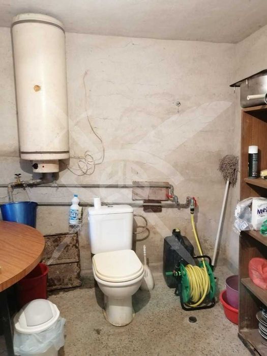 Продава се Къща в с. Бърля, Област София-област - 118 кв.м за 297 €/кв.м - Снимка #9