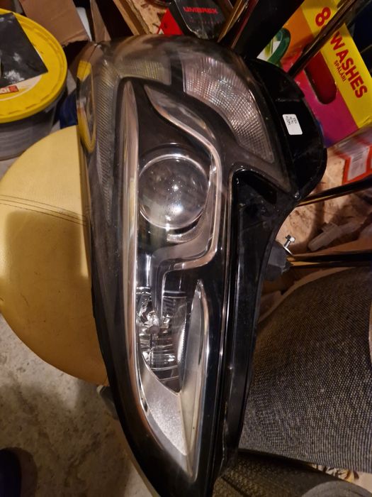 Far opel cora E cu xenon