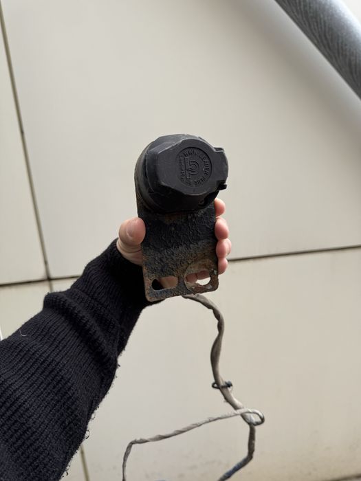 фаркоп ленд крузер 200