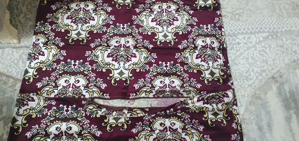 2 metrli kõrpacha tayyor holatda va yangi, yastiq jildi 4ta   yangi