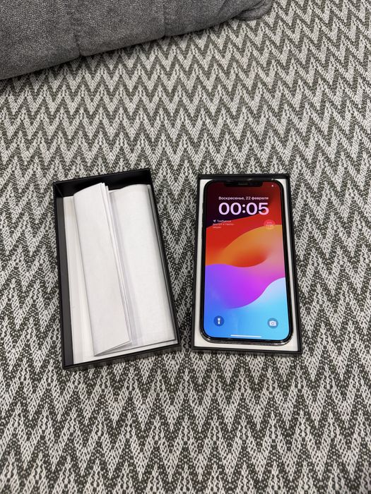 Продам Iphone 12 pro