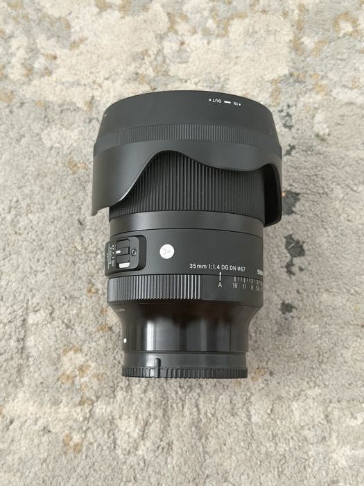 SONY 35mm f1.4 обьектив