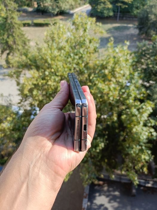 Samsung Z Fold 4   12/256gb