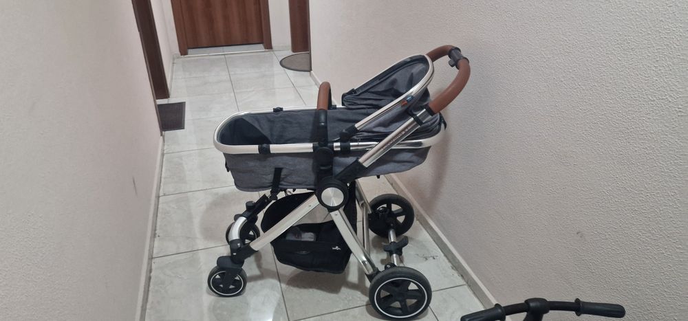 Бебешка количка 2 в едно