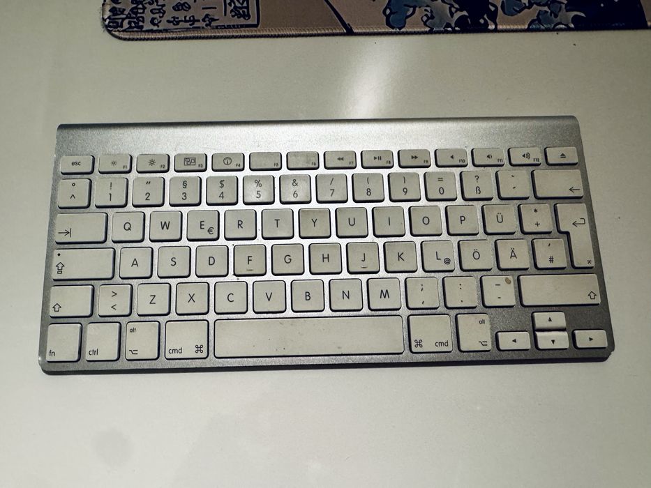 Tastatură Apple Bluetooth | aluminiu | A1314 | QWERTZ | Se poate testa