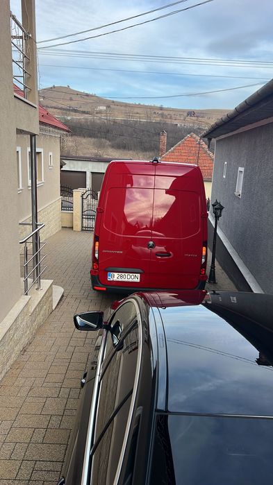 Vând autoutilitară Mercedes sprinter extra long