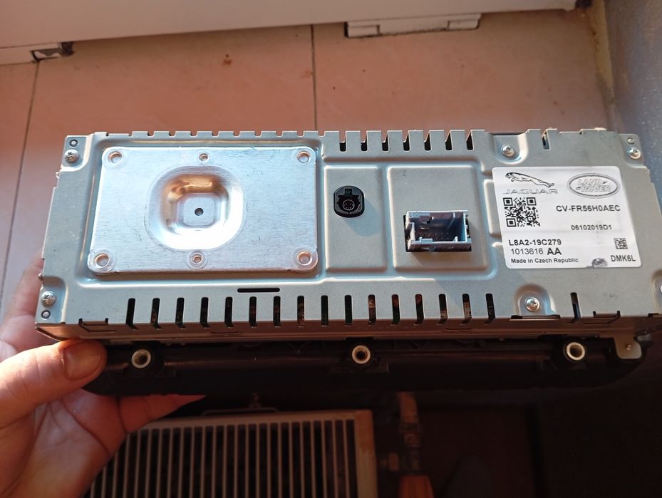 Navigație Range ROVER  Velar