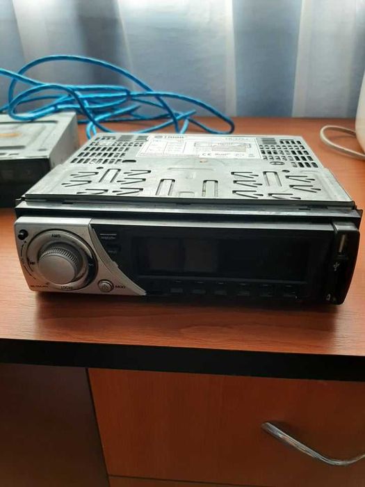 Vind Radio cd JVC, SONY, auto