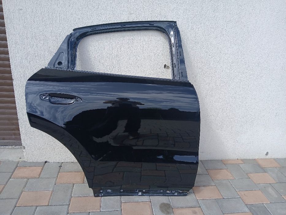 Usa dreapta spate porsche cayenne 9y3